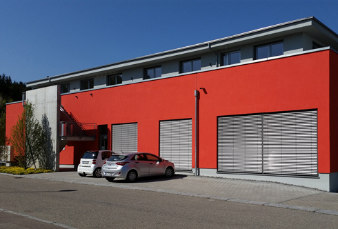 Ausstellungs- und Logistikgebäude in Weissach